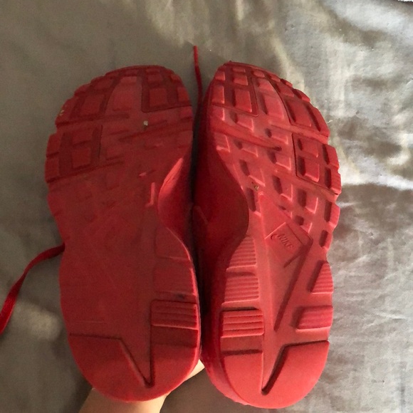 Red Nike Huaraches - Picture 4 of 4